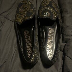Cosmopolitan slip on shoes size 6.5
